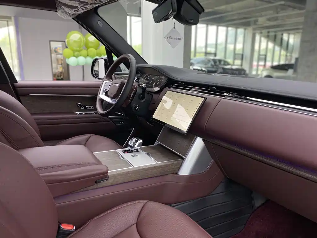 Photo 21 - Land Rover Range Rover