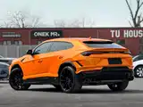 Фото 18 - Lamborghini Urus