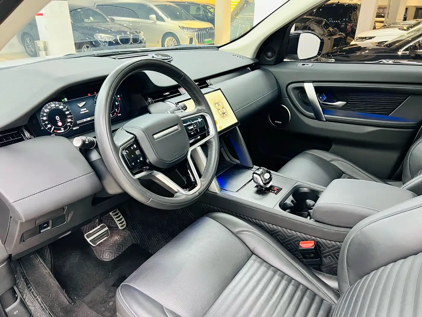LAND ROVER DISCOVER SPORTS