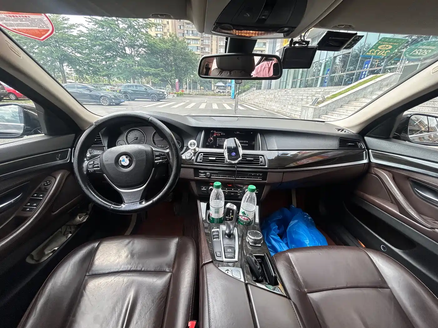 BMW 5 Series 2014 525Li Luxury Design Package фото 12