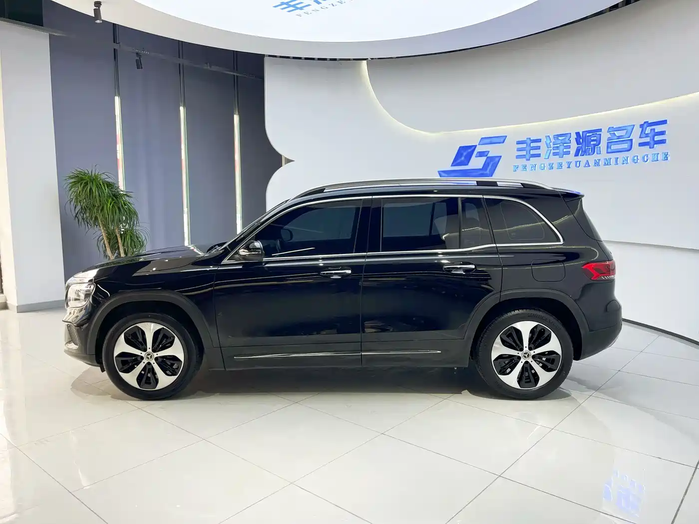 Mercedes-Benz GLB 2021 GLB 200 Style фото 2