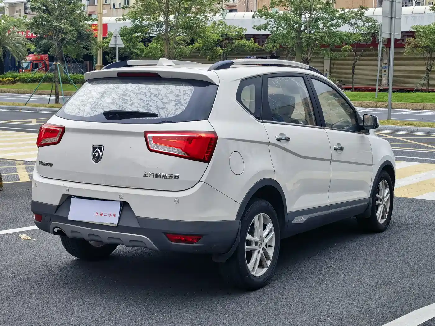 Фото 6 - Baojun 560