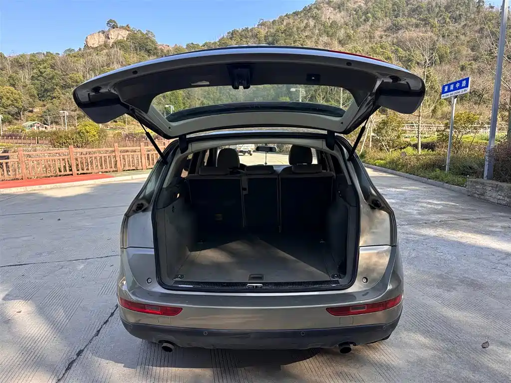 Audi Q5 2011 2.0TFSI Progressive фото 13