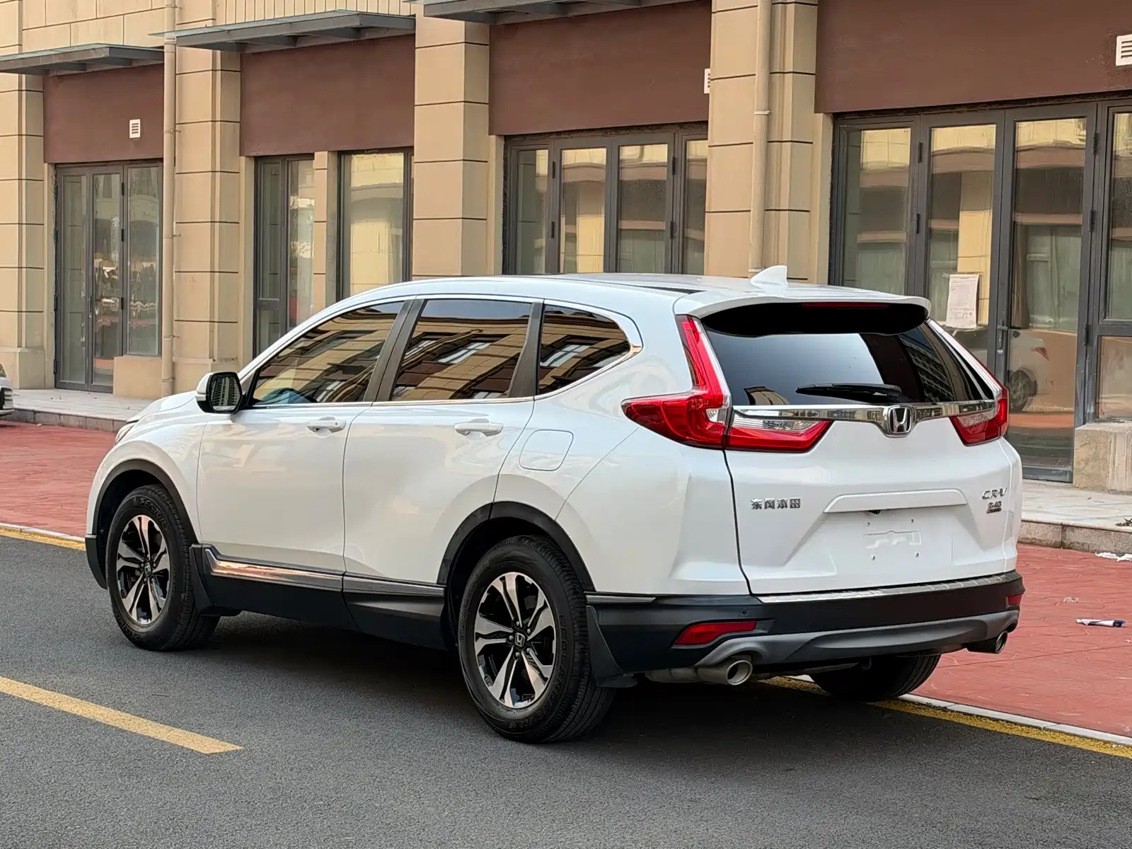 Photo 5 - Honda CR-V