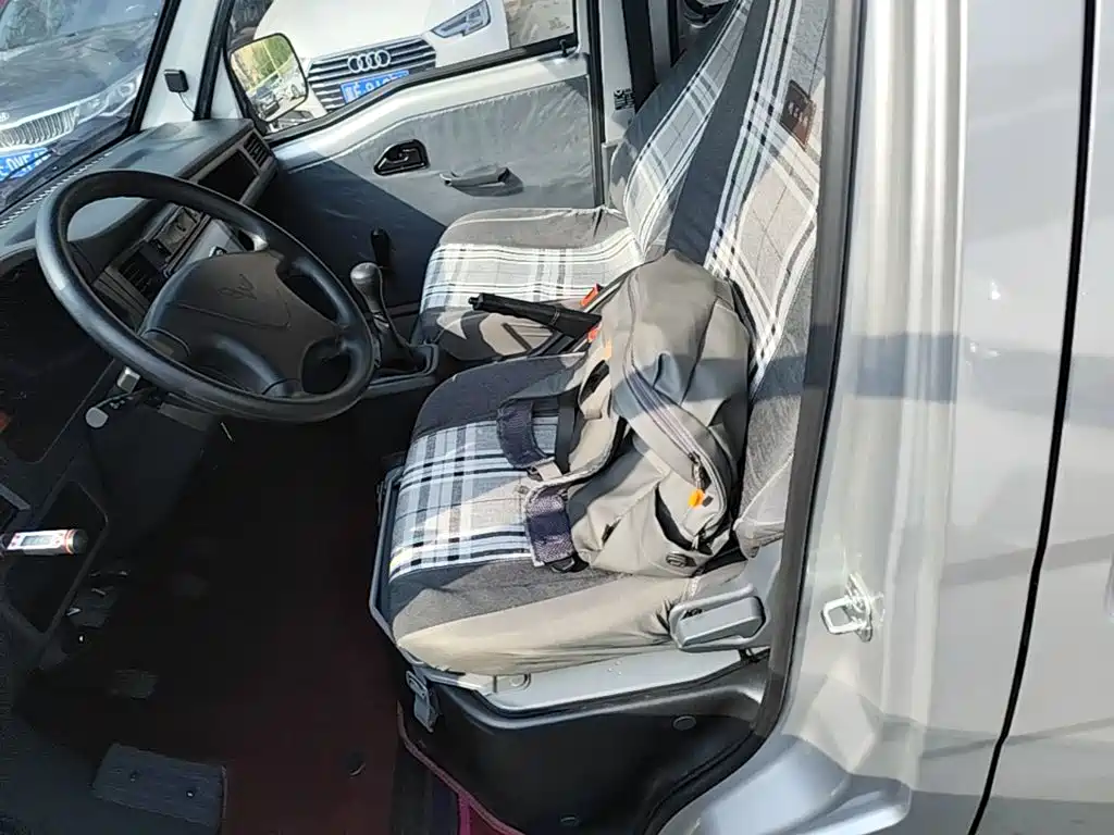 Wuling Motors Wuling Zhiguang 2026 2023 1.5L Utility 5/7-seater