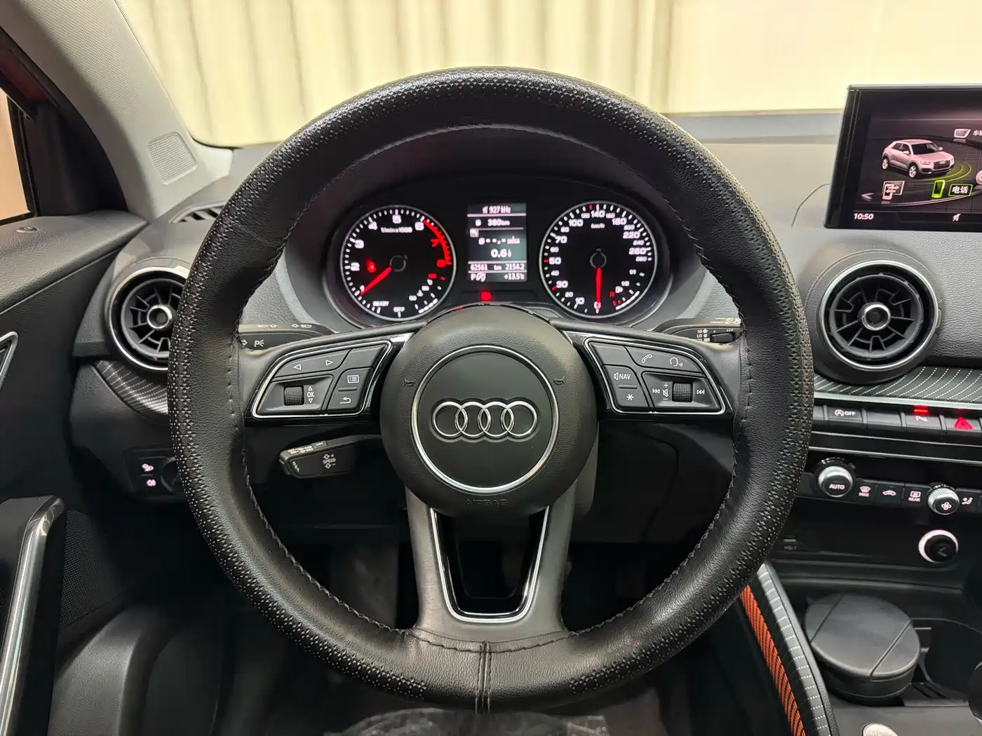 Audi Q2L 2020 35 TFSI Fashion Elegance Model фото 20