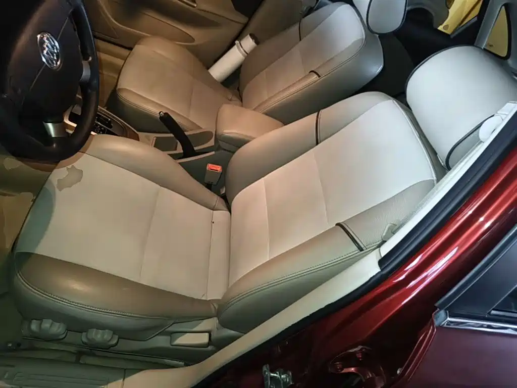 Buick Excelle 2015 1.5L Automatic Classic фото 15