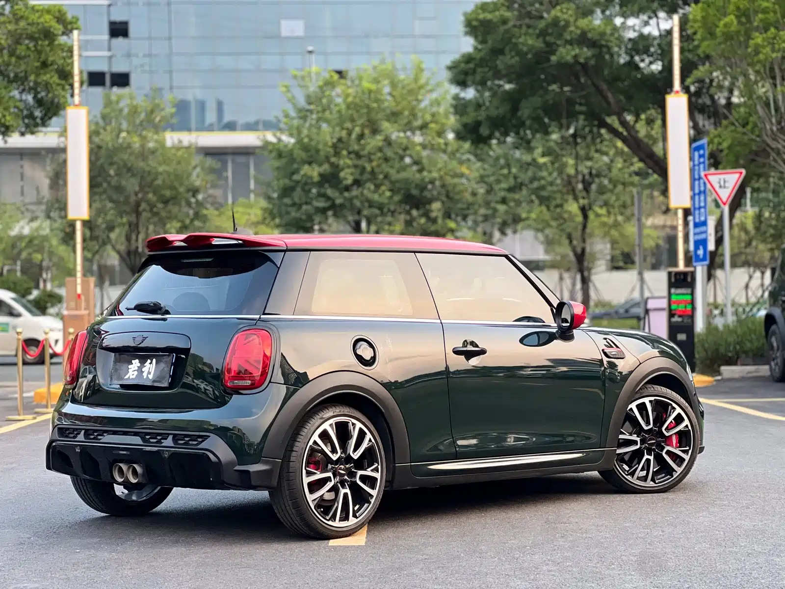 Фото 2 - MINI JCW