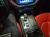 Photo 14 - Maserati Ghibli