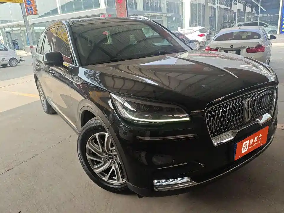 Lincoln Aviator 2021 3.0T V6 4WD Premium Edition