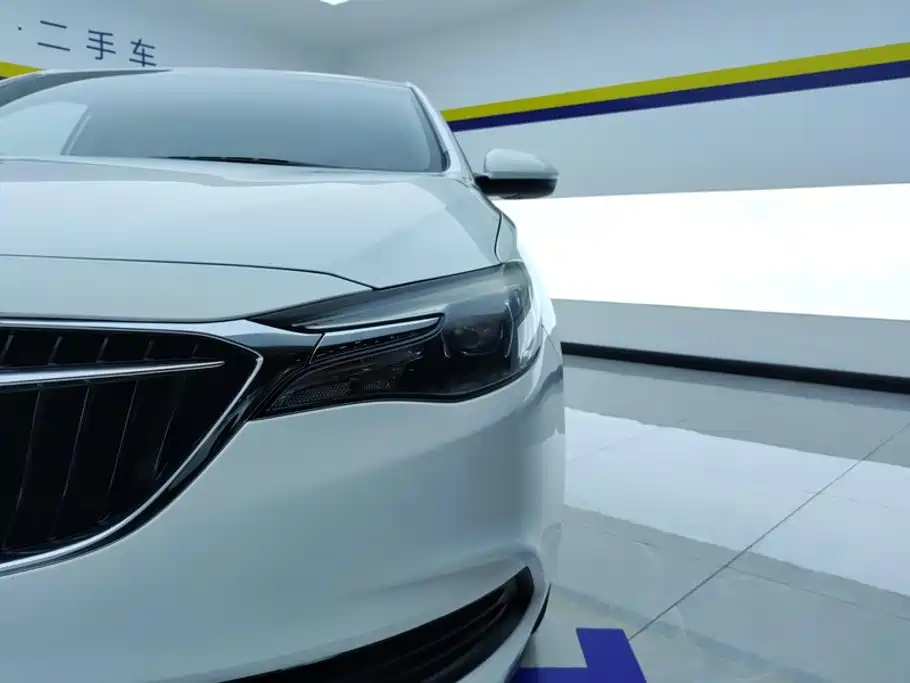 Фото 5 - Buick Excelle