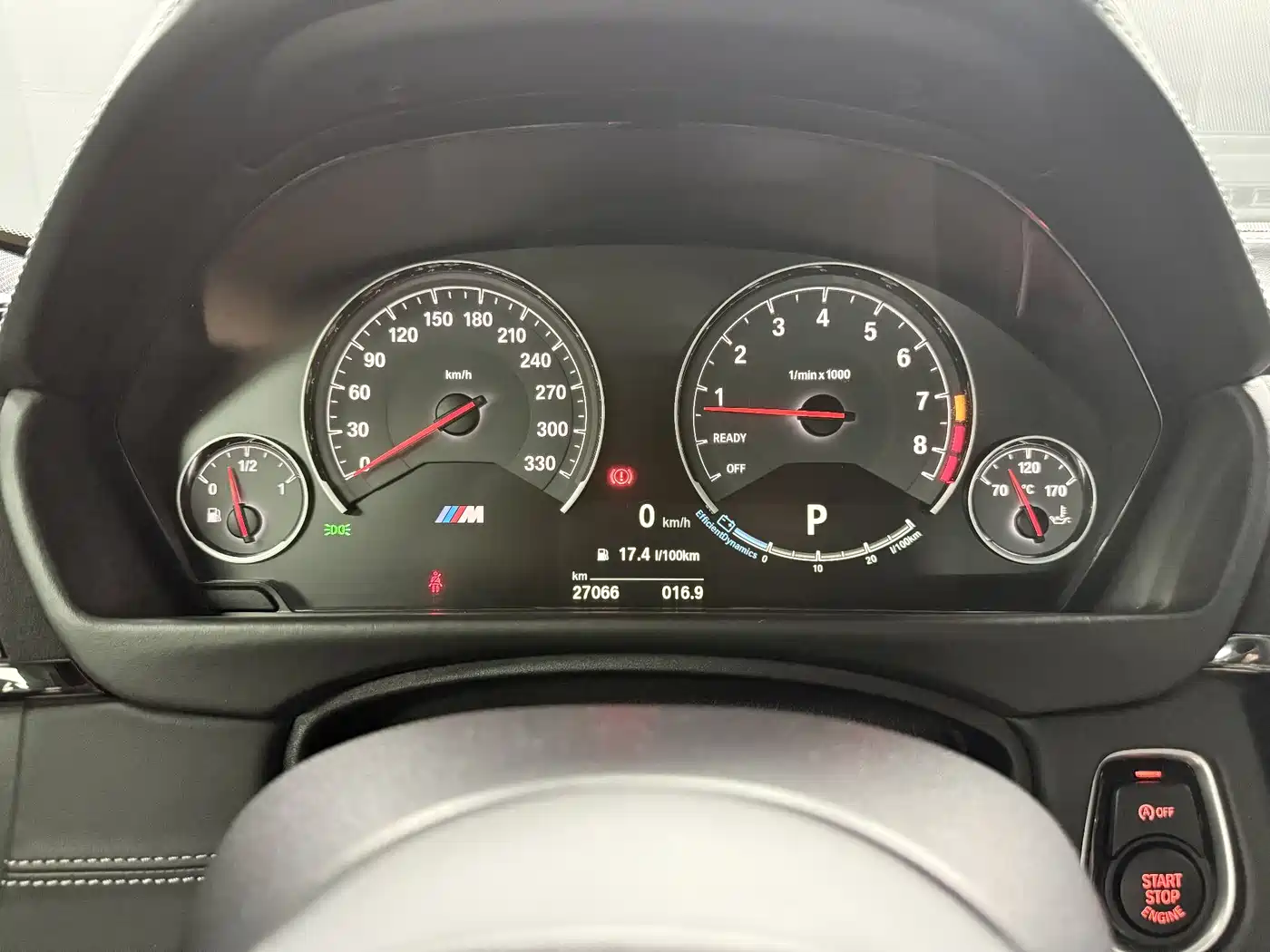 BMW M4 2016 M4 GTS фото 9