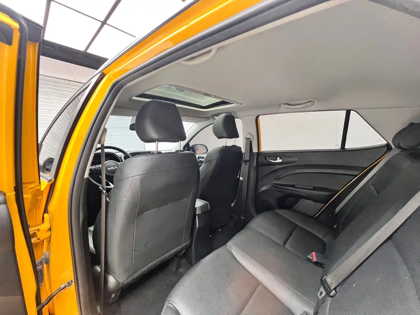 Kia KX1 2021 1.4L CVT Sunroof Version фото 7