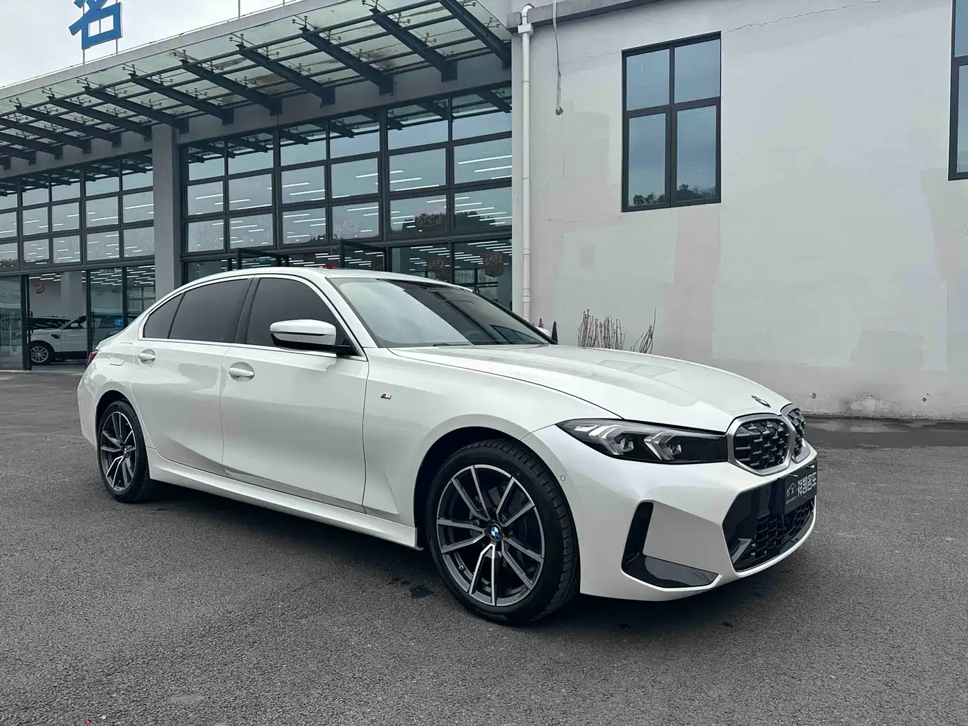 BMW 3 Series 2025 325Li M Sport Package фото 3