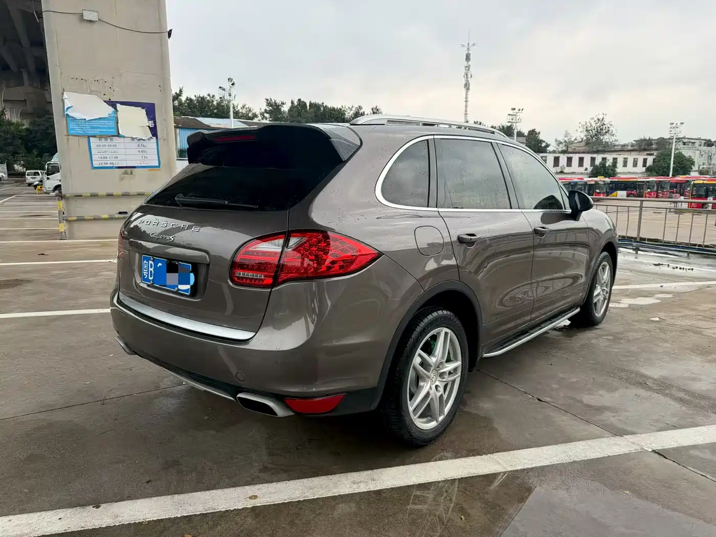 Porsche Cayenne 2011 Cayenne 3.0T фото 4