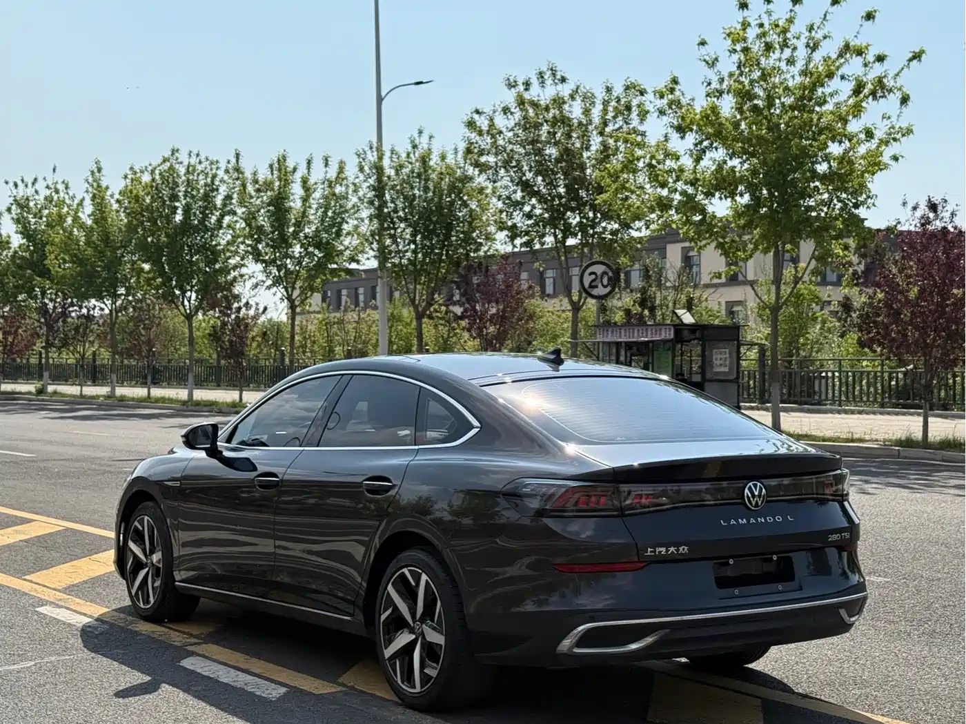 Volkswagen Lamando 2023 Lamando L 280TSI DSG Cool Edition фото 9