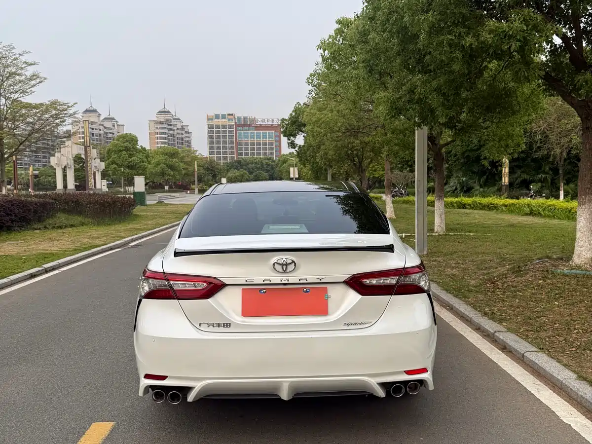 Toyota Camry 2019 Facelift 2.0S F Sport Version фото 8