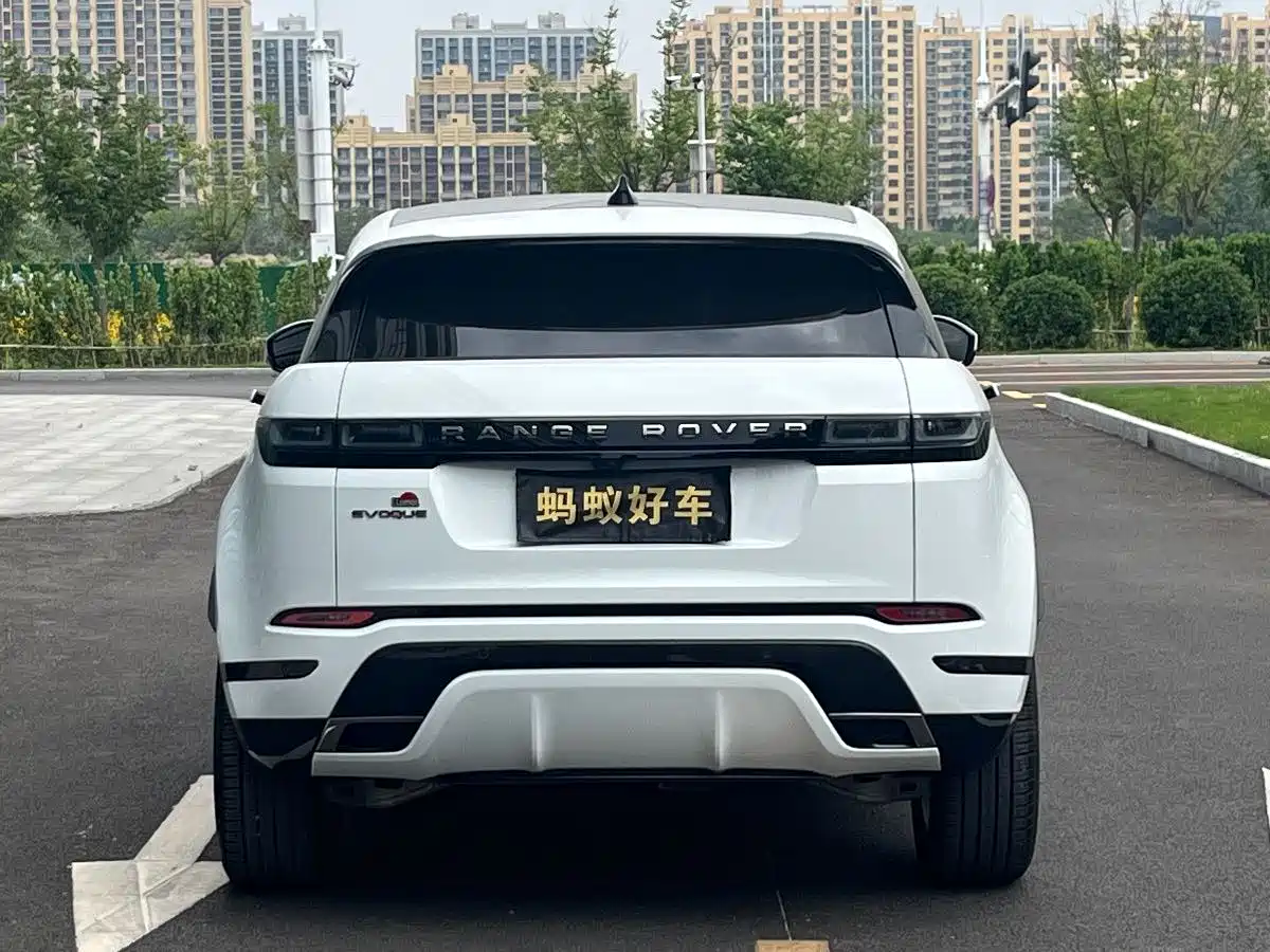 Land Rover Range Rover Evoque 2023 Range Rover Evoque L 200PS Elite Edition фото 6