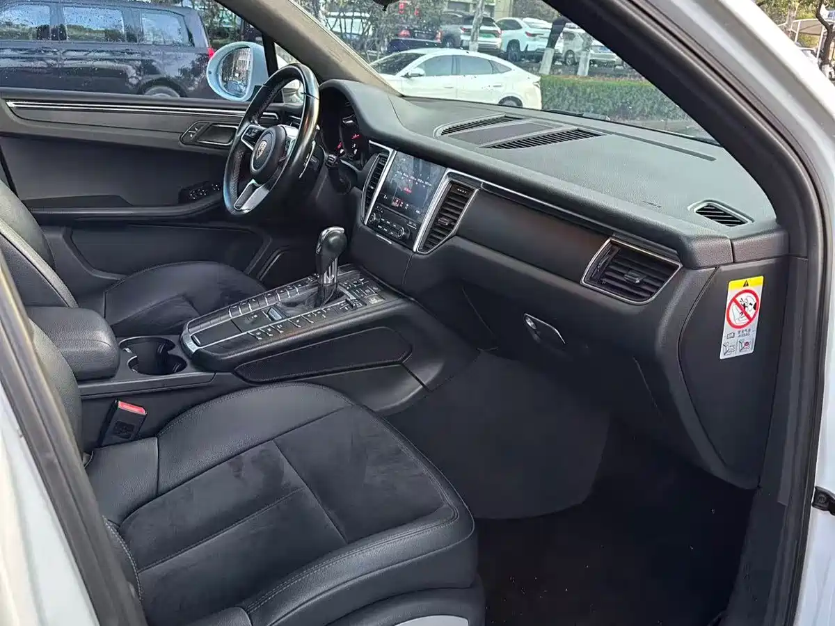 Porsche Macan 2017 Macan 2.0T фото 5