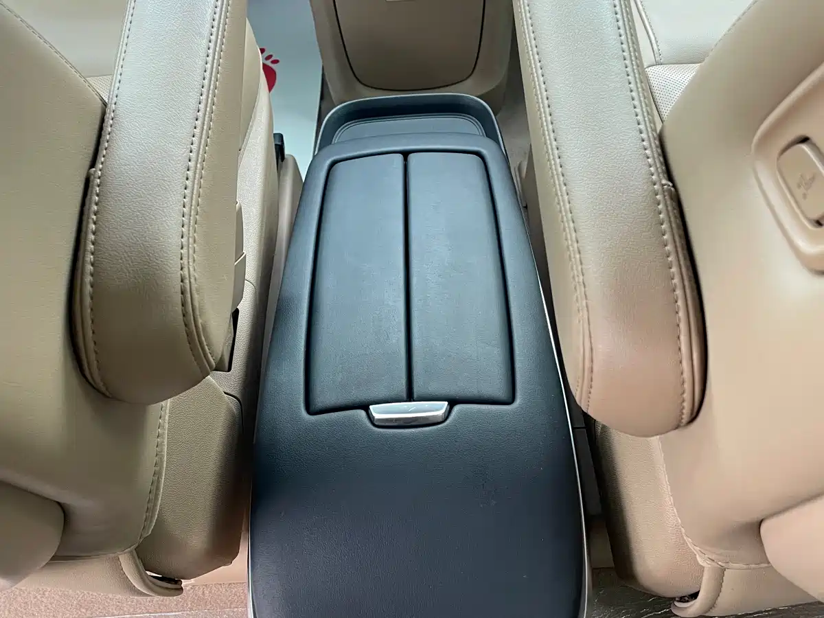 Buick GL8 2020 Model ES Landglory 653T Luxury фото 10