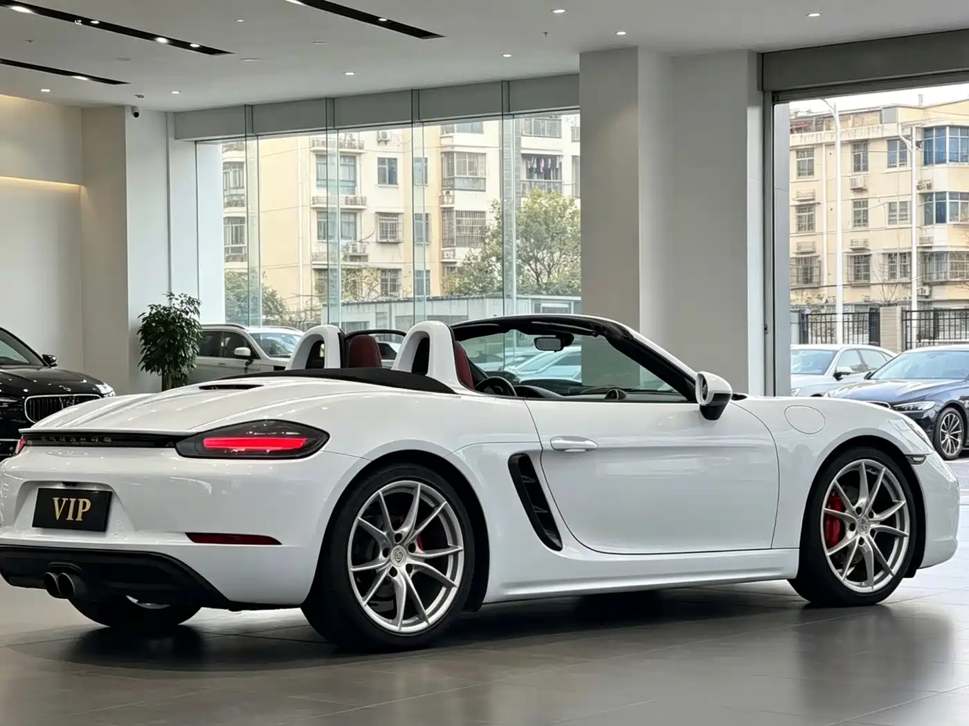 Porsche 718 2016 Boxster 2.0T фото 9