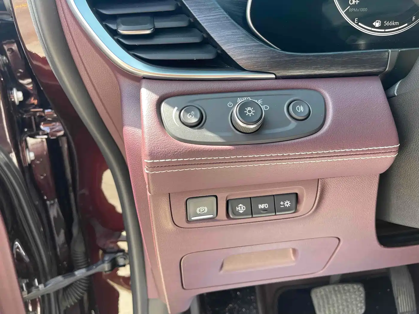 Buick GL8 2022 Avenir Avia 6-Seater Virtue Edition фото 8