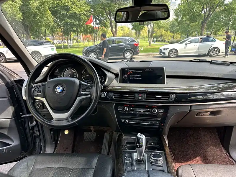 Photo 11 - BMW X5 (Import)