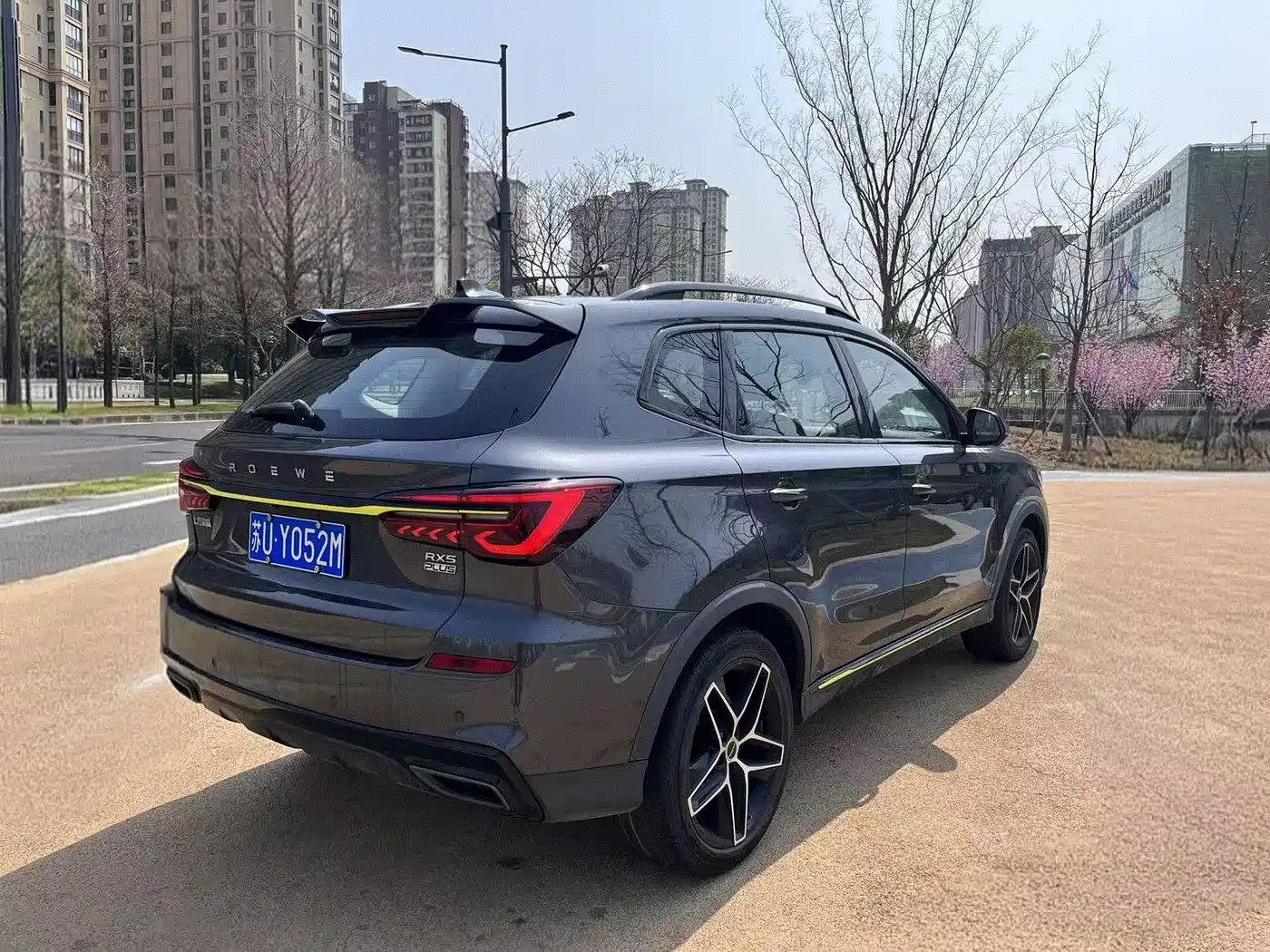 ROEWE RX5