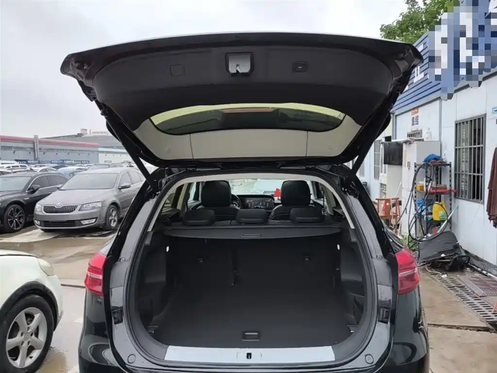 Hongqi HS5 2022 Facelift 2.0T Smart Flag Enjoyment Edition фото 19