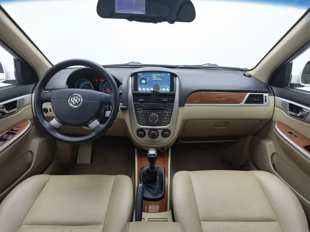 Photo 5 - Buick Excelle