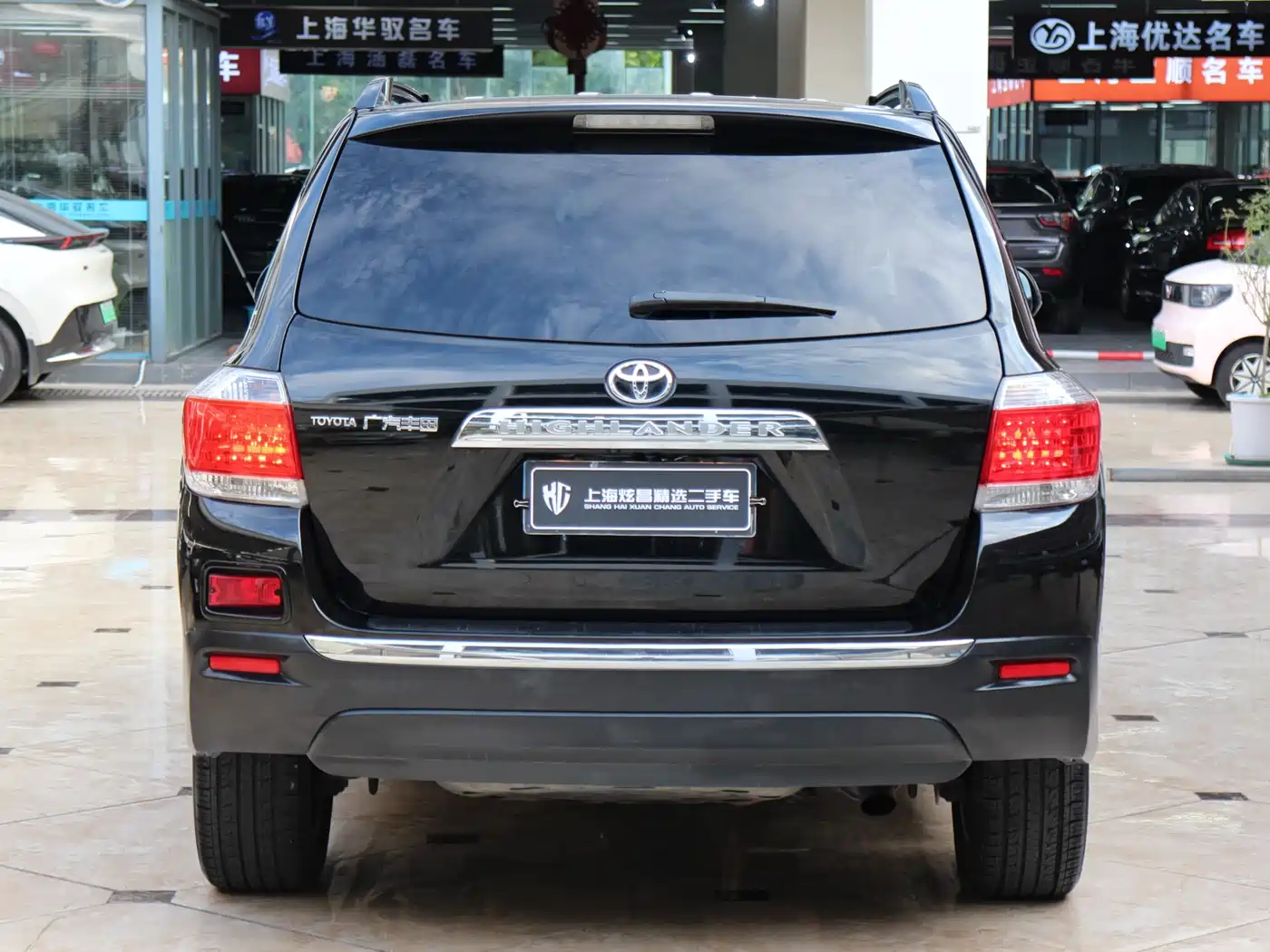 Toyota Highlander 2012 2.7L 2WD 7-Seater Luxury Edition фото 14