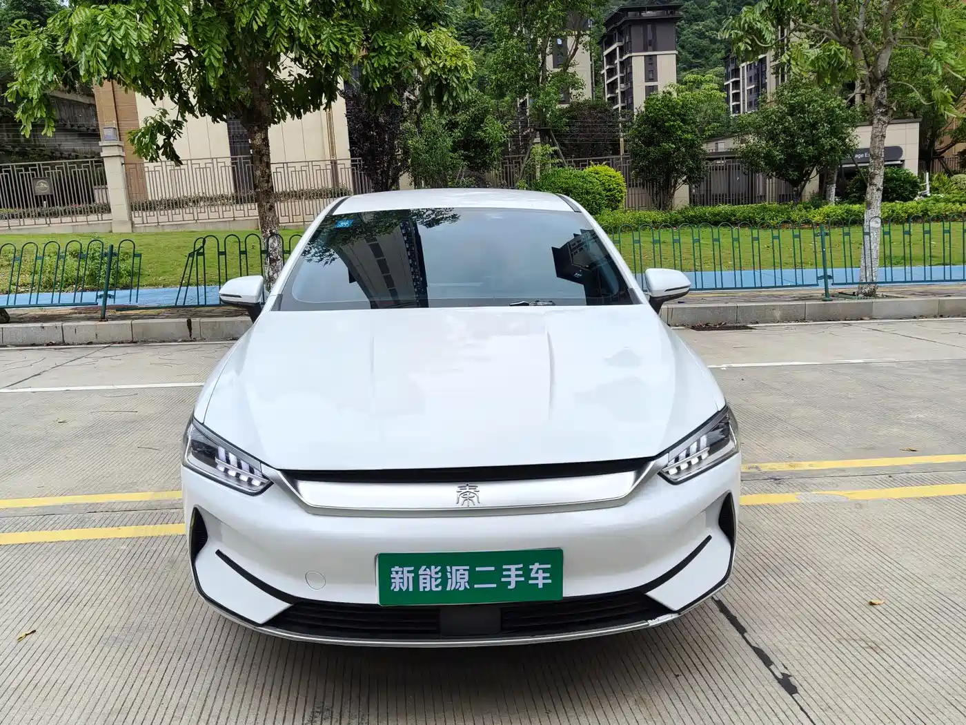 BYD Qin PLUS 2021 EV 420KM Travel Edition фото 2