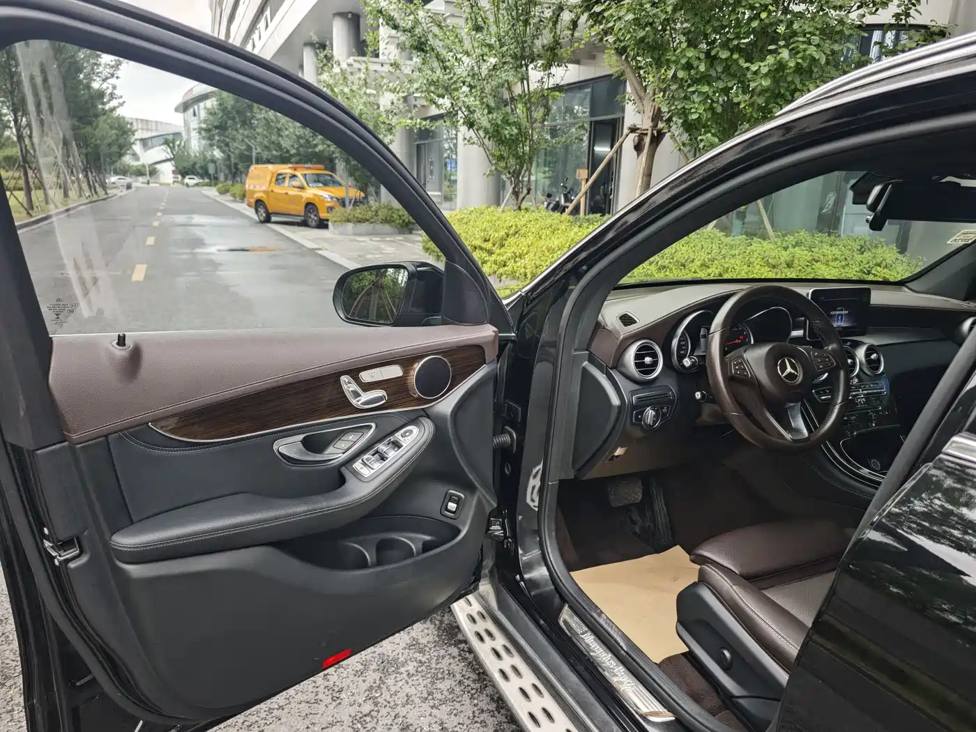 Mercedes-Benz GLC 2018 GLC 260 4MATIC Dynamic фото 9