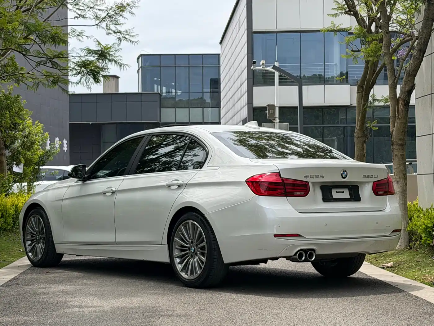 BMW 3 Series 2019 320Li Fashion Type фото 3