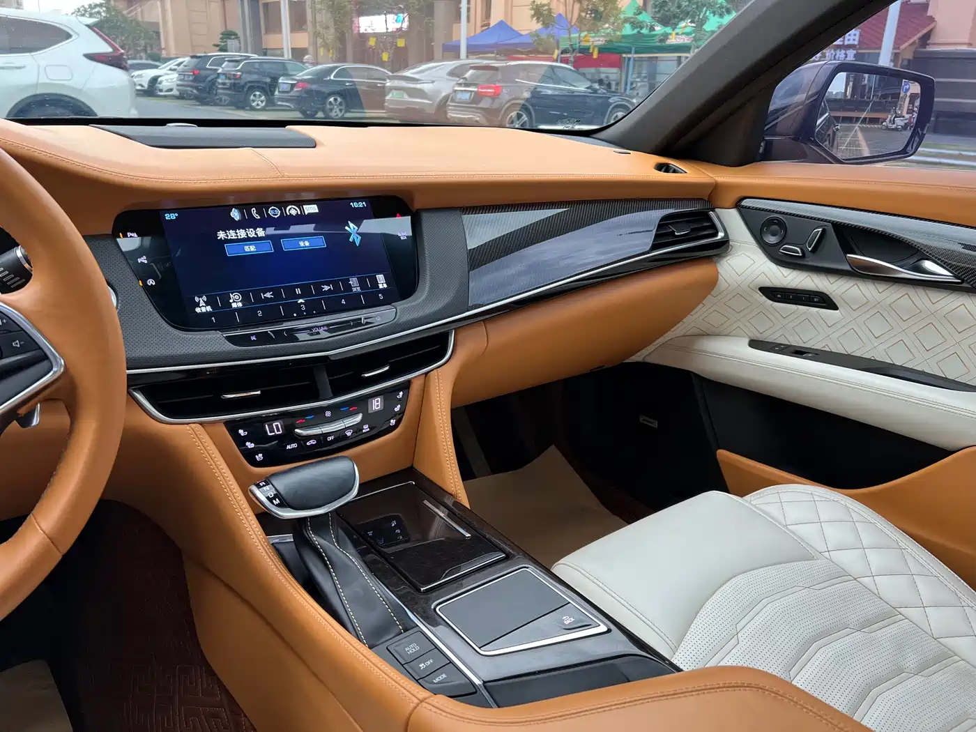 Cadillac CT6 2016 40T Leading фото 16