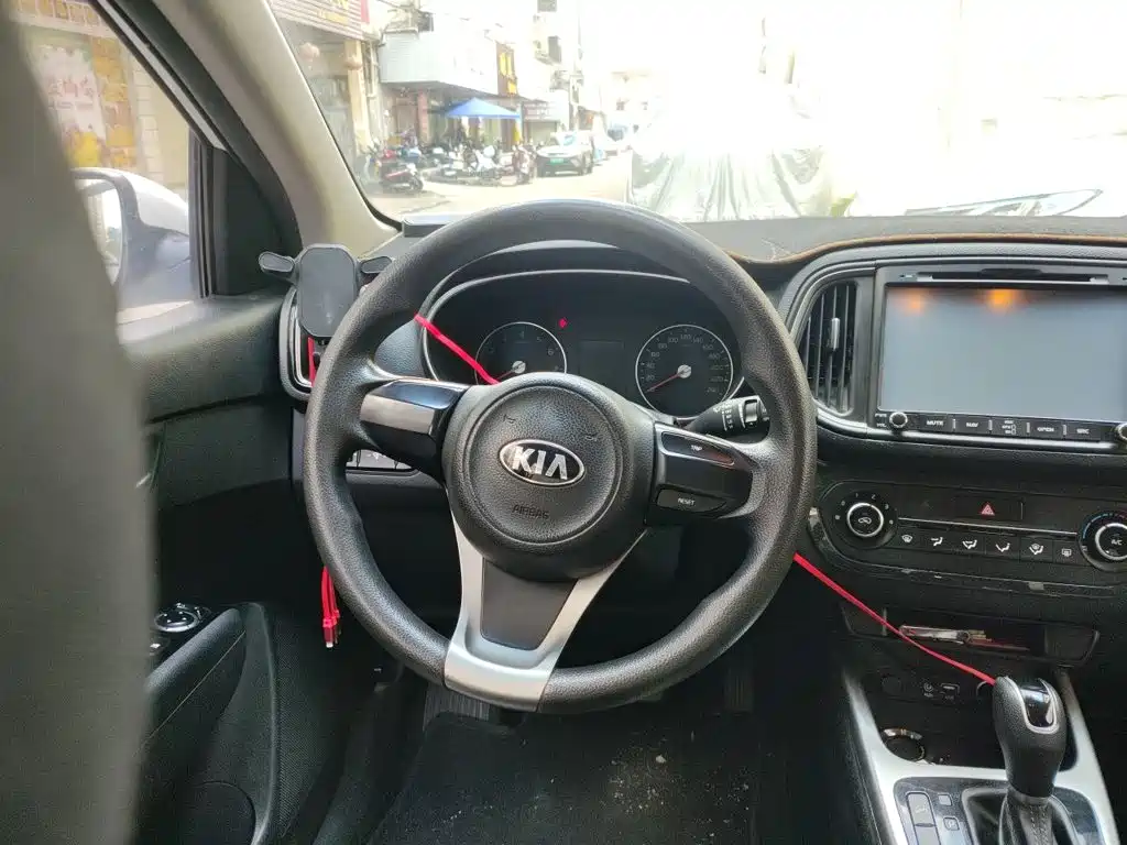 Kia KX3 2016 2015 1.6L Automatic 2WD DLX