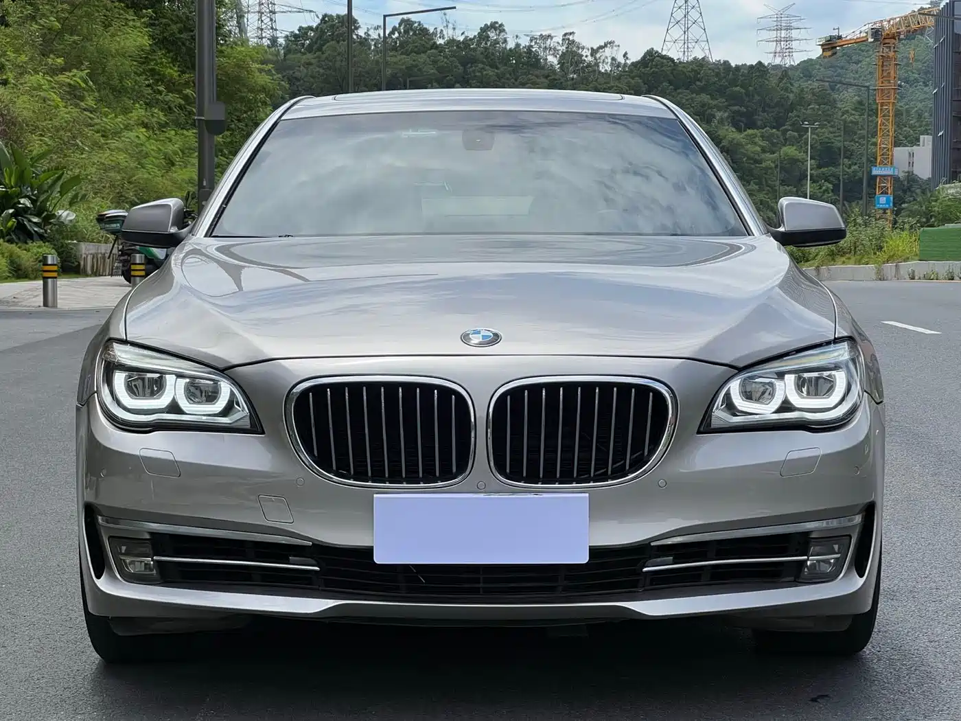 BMW 7 Series 2010 2009 740Li Premium