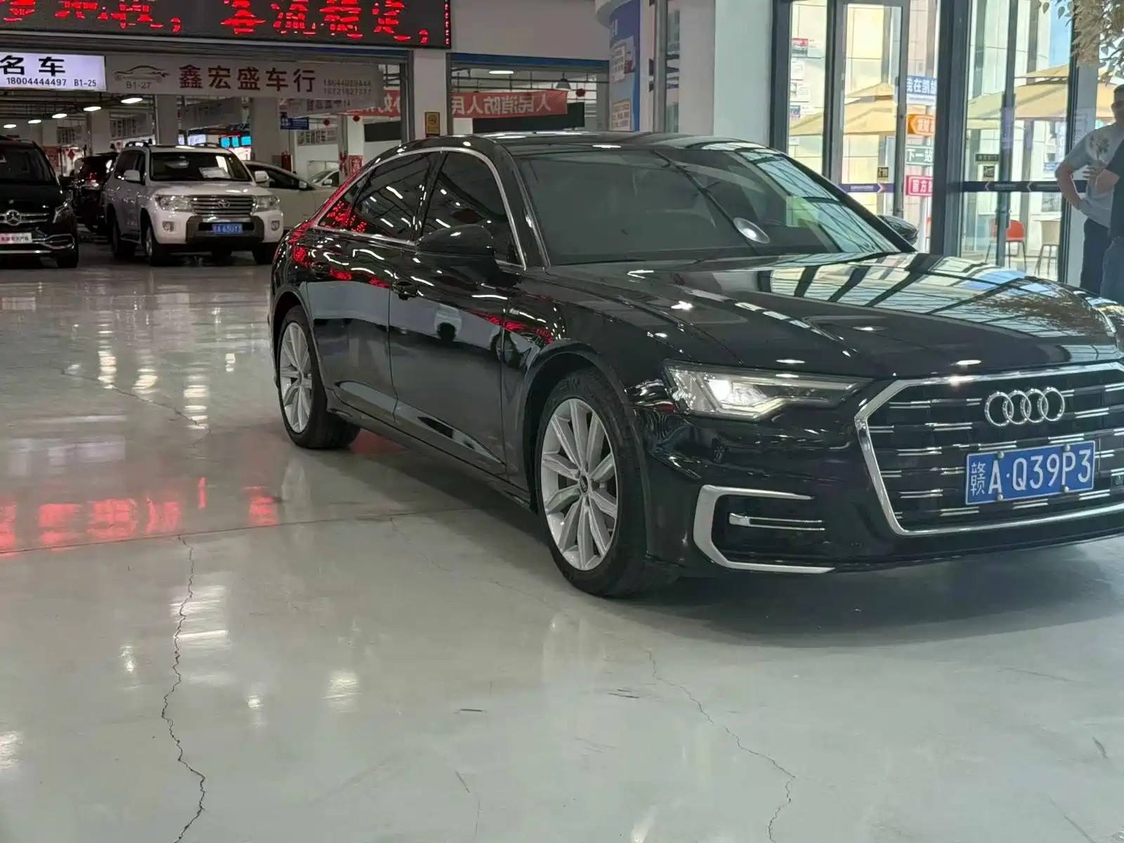 Фото 3 - Audi A6L