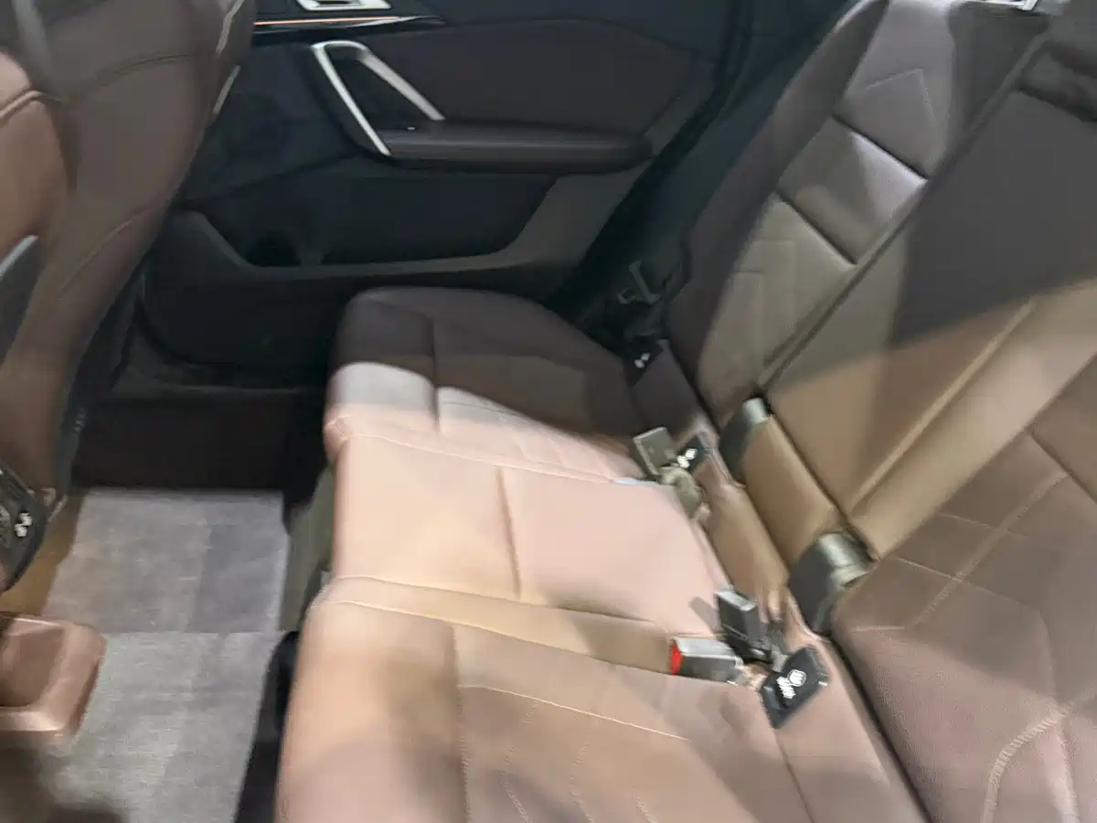 BMW X1 2023 sDrive20Li X Design Package фото 13