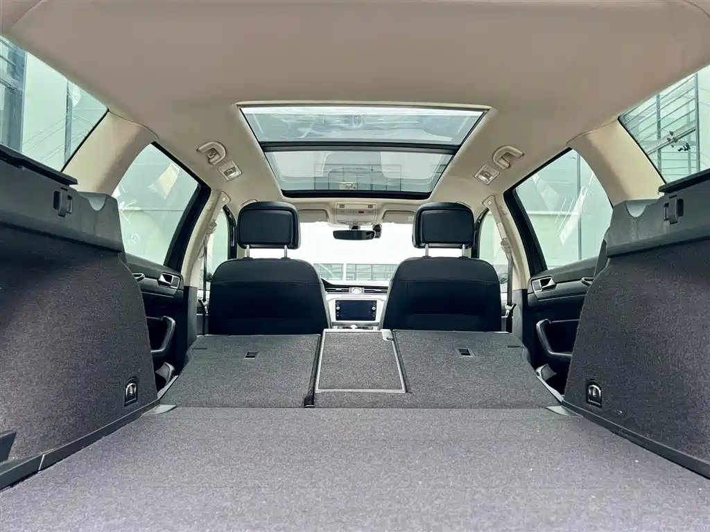 Volkswagen Weilan 2018 380TSI 2WD Comfort Edition фото 18