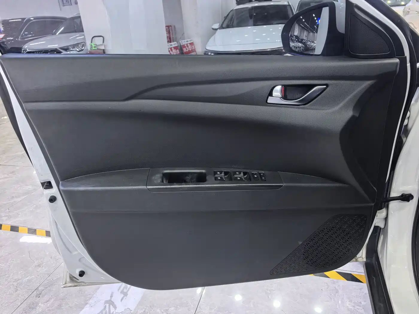 Changan Eado New Energy 2023 2022 EV460 Premium Edition (LFP)