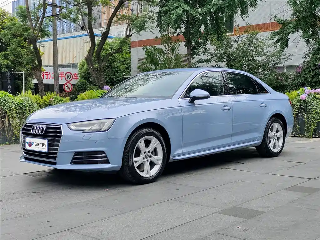Audi A4L 2018 30th Anniversary 40 TFSI Progressive