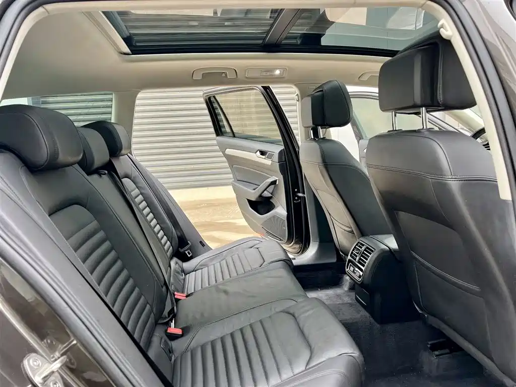 Volkswagen Weilan 2018 380TSI 2WD Comfort Edition фото 13