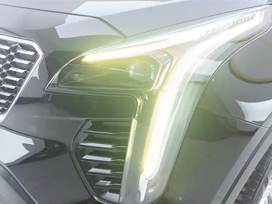 Cadillac XT4 2020 Facelift 28T 2WD Leading фото 5