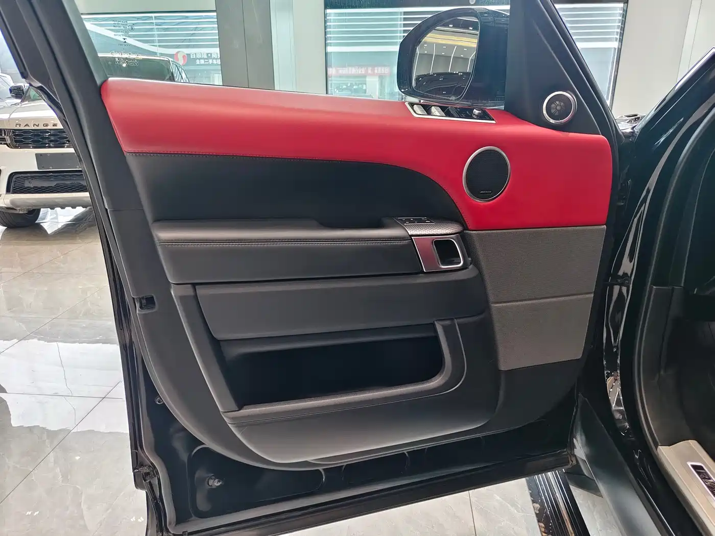 Land Rover Range Rover Sport 2020 3.0 L6 HSE DYNAMIC фото 7