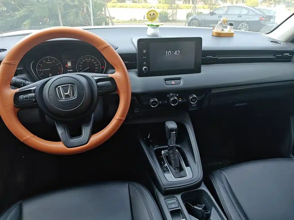 Photo 5 - Honda Vezel
