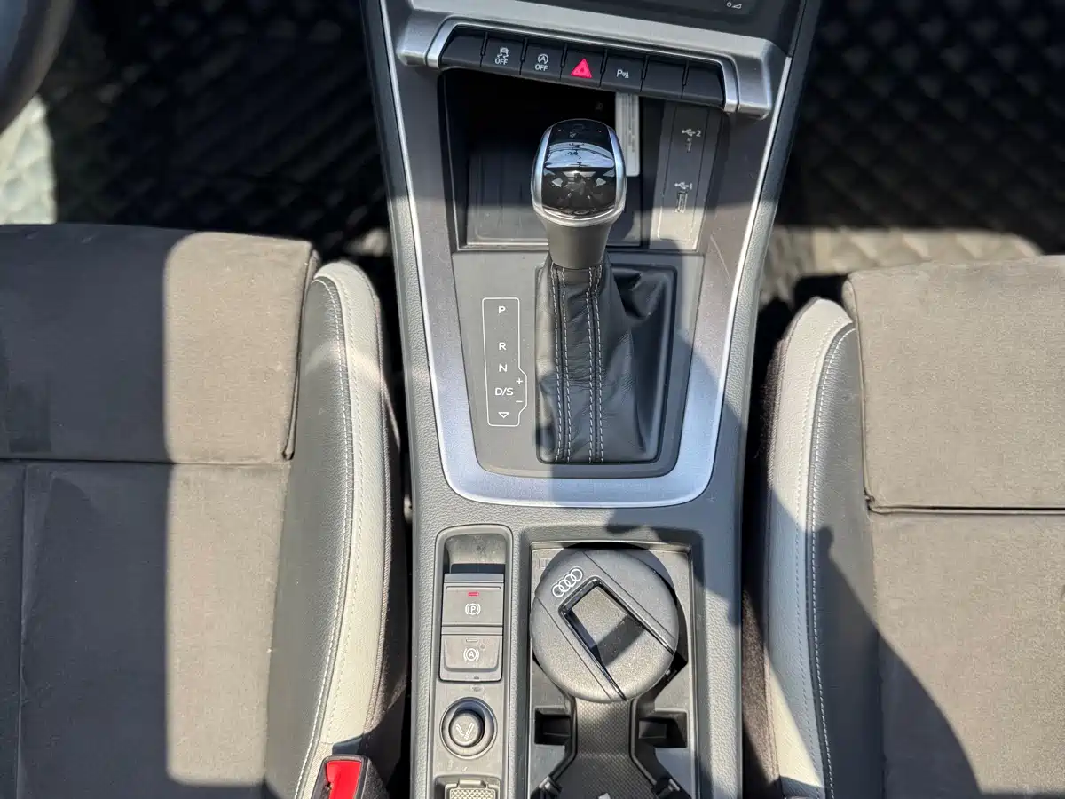 Audi Q3 2021 35 TFSI Progressive Sport фото 17