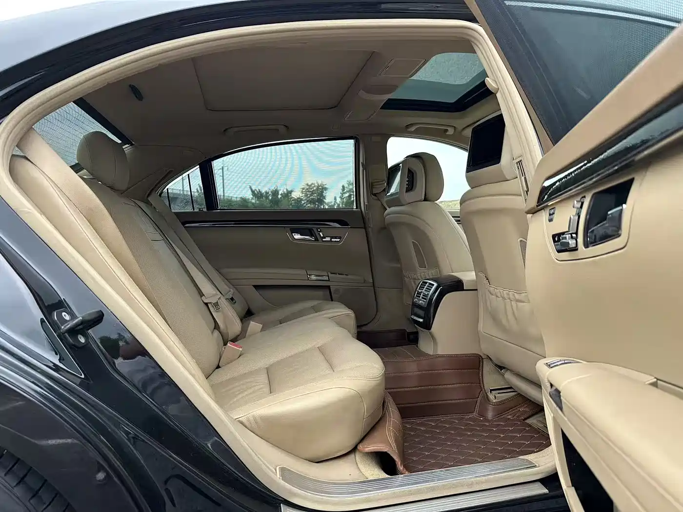 Mercedes-Benz S-Class 2010 Model S 400 L HYBRID фото 18