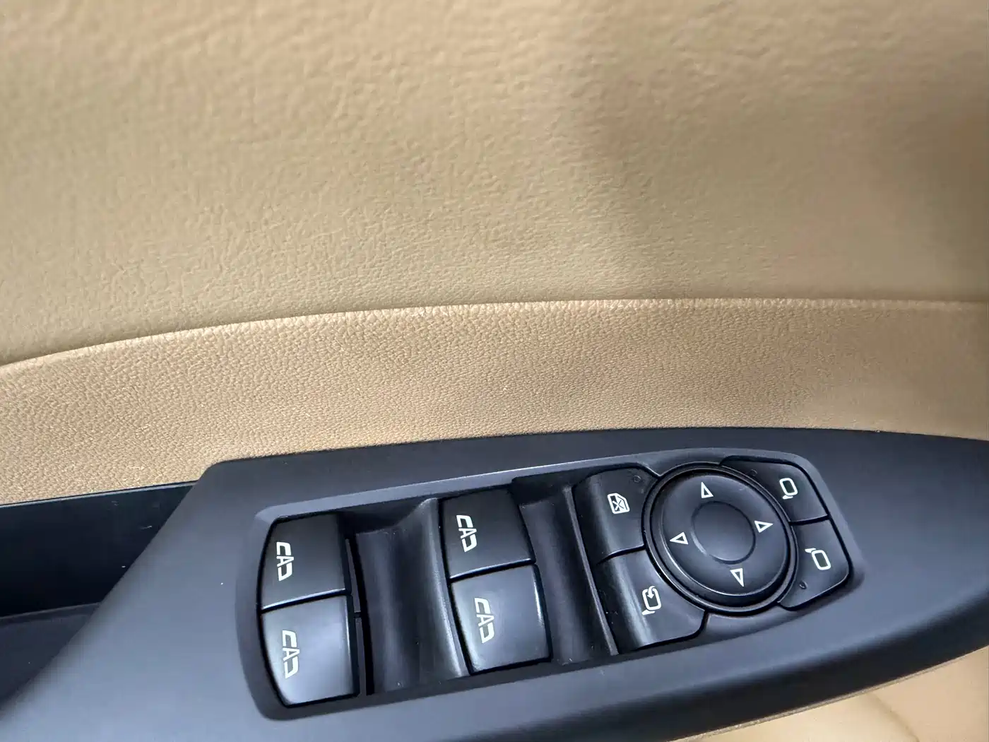 Buick GL8 2018 ES 28T Luxury Type China VI фото 13