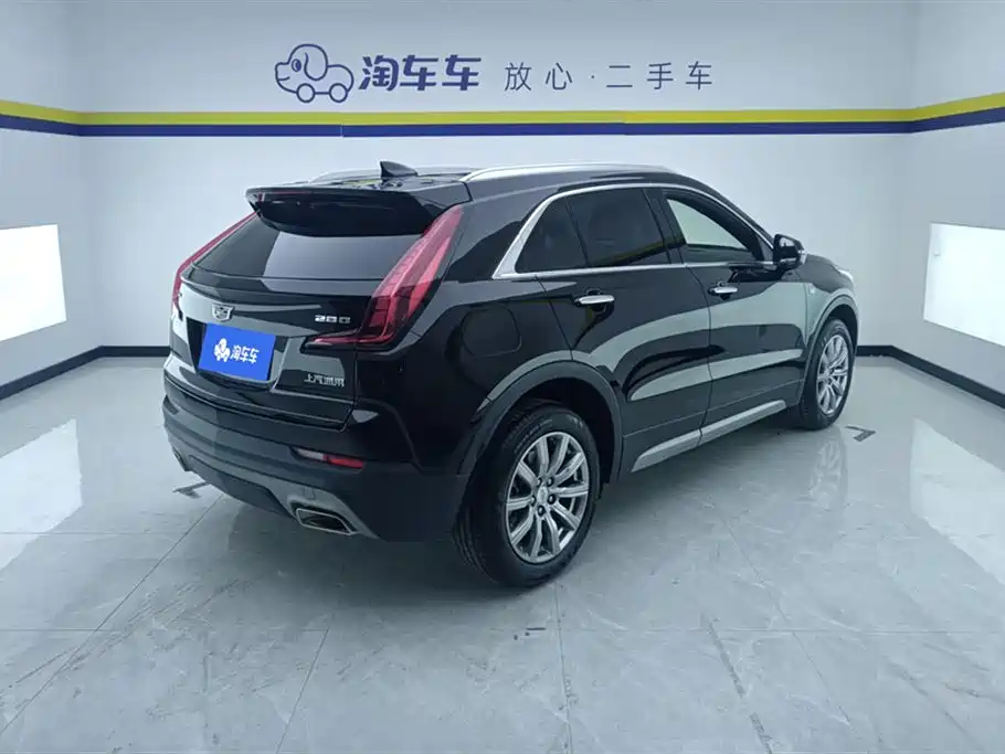 Cadillac XT4 2020 Facelift 28T 2WD Leading фото 3